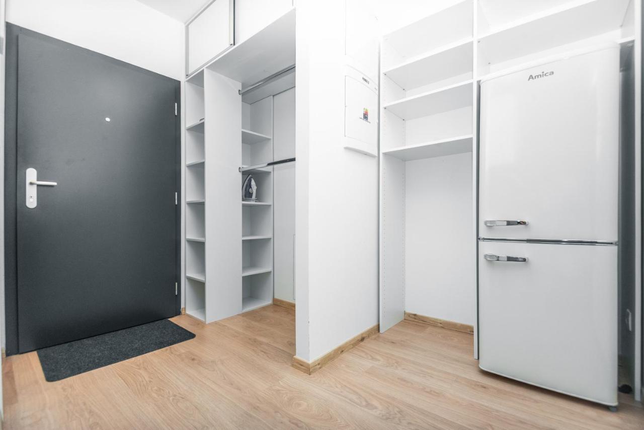 City Center Apartment - Modern & Elegant Bratislava Eksteriør bilde
