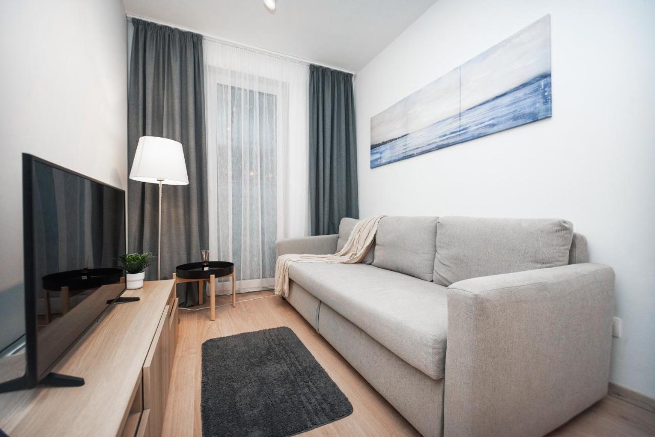 City Center Apartment - Modern & Elegant Bratislava Eksteriør bilde