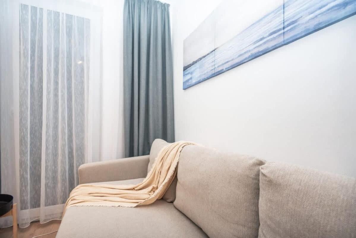 City Center Apartment - Modern & Elegant Bratislava Eksteriør bilde
